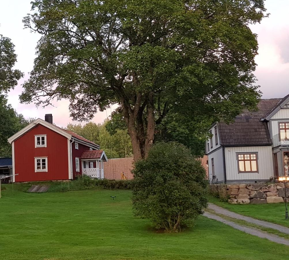 1800-Tals Torp I Landsbygd Naera Till Allt Varnamo Exterior photo